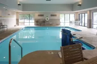 Country Inn & Suites by Radisson, la Crosse, WI - Pools