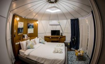 PaPa Q Suite Resort - Housity