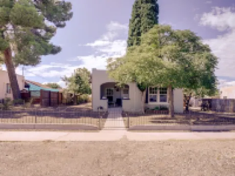 Less Than 1 Mi to Dtwn Home with Deck in Clarkdale! Hotels in Clarkdale