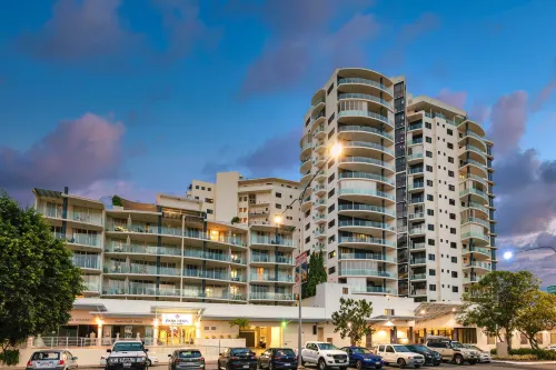 Piermonde Apartments Cairns - con vistas a la montaña