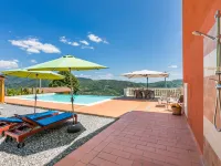 Red House - Private Pools