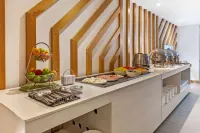 La Quinta by Wyndham Medellin - breakfast