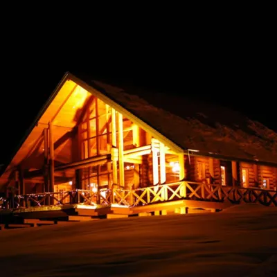 Loghotel Larch Hotel in zona JR Ikutora station