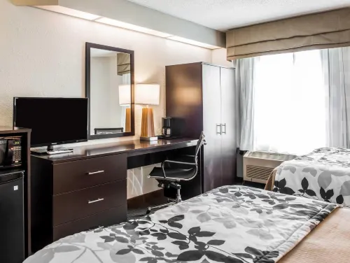 Quality Inn Bridgeport-Clarksburg Hotels in Bridgeport