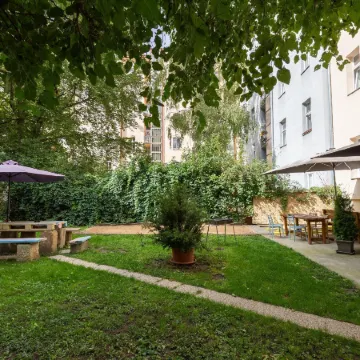 Hostel Dakura