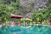 An's Eco Garden Resort - Infinity Pools