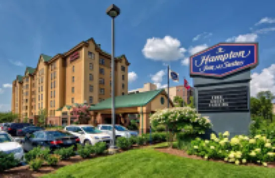 Hampton Inn & Suites Nashville-Vanderbilt-Elliston Place Hotels near Centennial Park