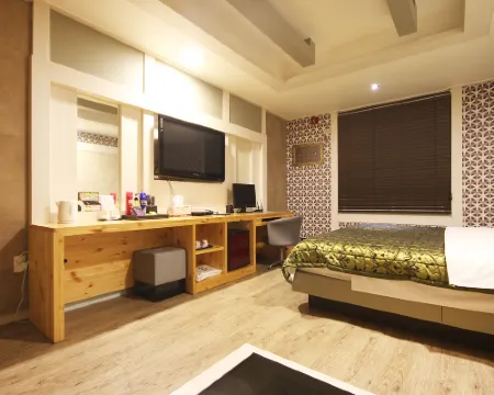 Sacheon Lapis Hotels in Sacheon