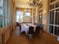 Château des Comtes de Challes Hotels in Allevard