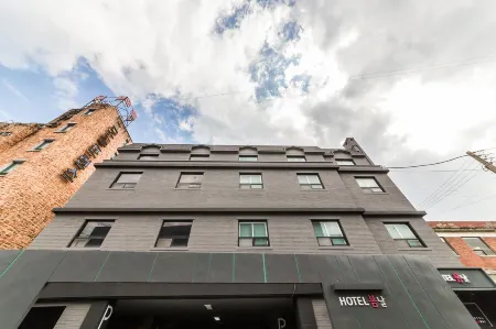 Incheon (Sungui Station) Bomnal Отели рядом с достопримечательностью «Университет Иньхы»