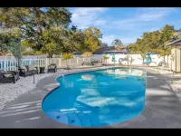 8 Bdrm Mansion. 10 Mn to Honeymoon Island Beach Các khách sạn ở Palm Harbor