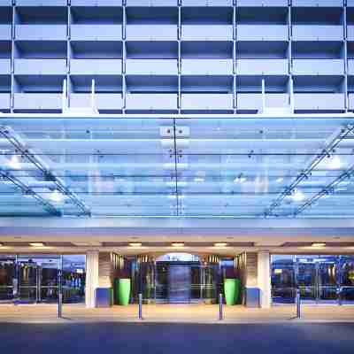 Hyatt Regency O'Hare Chicago Hotel Exterior