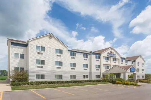 Clarion Pointe Mattoon Near University Hotels in Mattoon