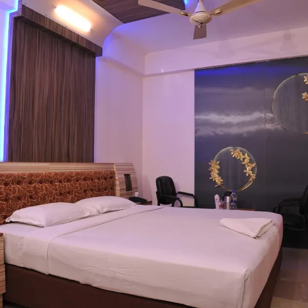 Hotel Samuria - Housity