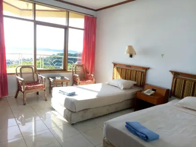 Bukit Kenari Hotel & Restaurant Hotel dekat KIOS NONA CAKAR PASAR SUMPANG PARE2