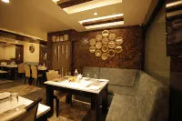 Hotel KRC Palace Các khách sạn ở Tezpur