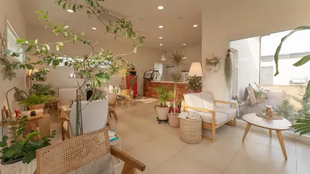 Yangyang Stay Wabom Отели рядом с достопримечательностью «Uisangdae Pavilion»