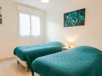 Le Hameau du prieuré Hotels in Saint-Arnoult