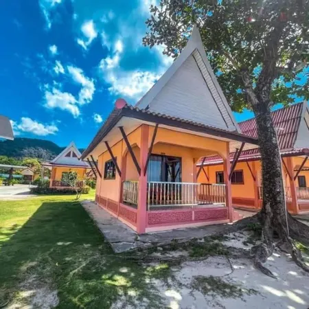 Kaibae Hut Resort Отели рядом с достопримечательностью «Шесть Кай- Бэй»