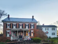 Pheasant Field Bed and Breakfast فنادق في Monroe Township