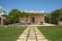 Villa Bouganville Con Piscina by Wonderful Italy
