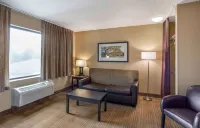 Extended Stay America Select Suites - Grand Rapids - Kentwood - parking