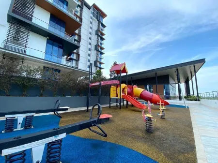 Hanns&KingBed&Wifi@ComfortStay4 Отели в г. Sibu Division