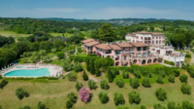 Castello Belvedere Apartments Hotels in 