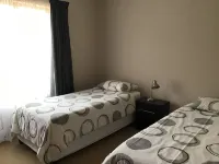 Cozy 2Br 2Br Townhouse Netflix Private Parking Great Location!