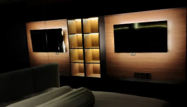 The White Space - Casa De Parco - 2/3 person - BSD Close to ICE/AEON/Prasmul/QBig Hotels in 