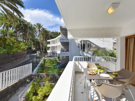 Tindaya Отели рядом с достопримечательностью «Маяк Маспаломас»