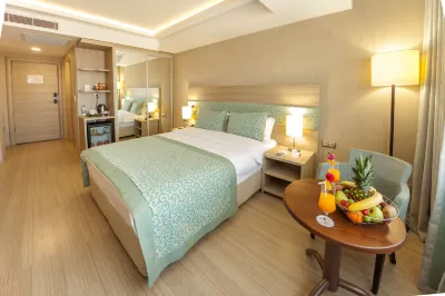 Hotel Golden Way Giyimkent Hotel di Esenler