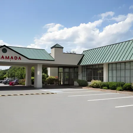 Hawthorn Extended Stay by Wyndham Ellsworth / Bar Harbor
