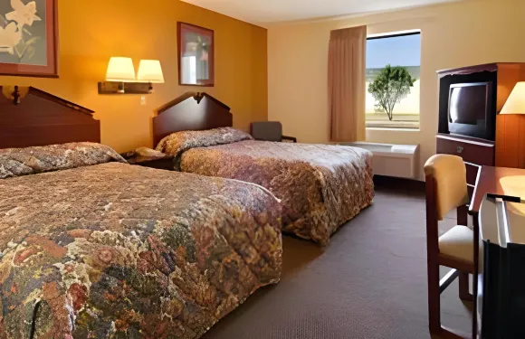 福雷斯特城速8酒店