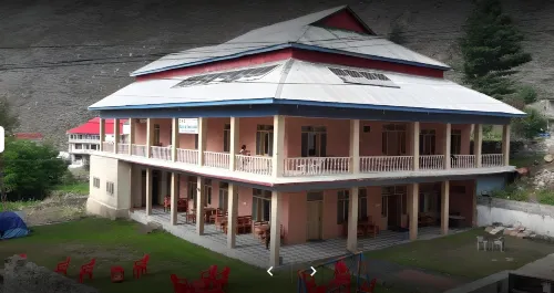 Al Noor Hotel Naran Hotels in Naran