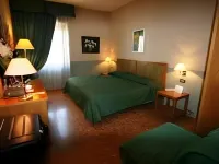 Nuovo Albergo Hotels in Turrivalignani