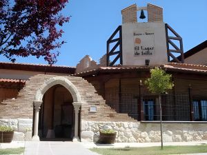 Hotel y Bodega El Lagar de Isilla