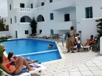 Korali Garden - piscina