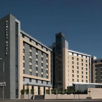 Clayton Hotel, Leeds