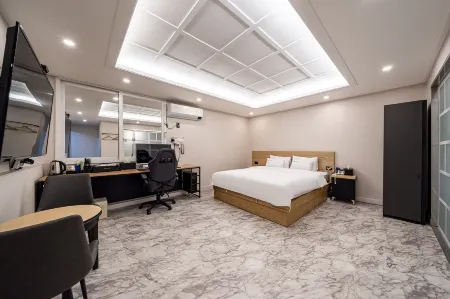 Hotel A Plus (A+) in Sanjeong-Dong, Jeonju