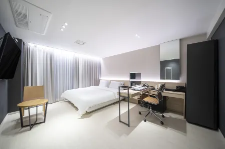 Changwon Jungangdong Brown Dot Changwon Central Branch