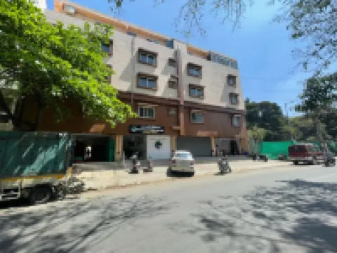 Banyan Tree Hotel Hotels near Bagmane Tech Park