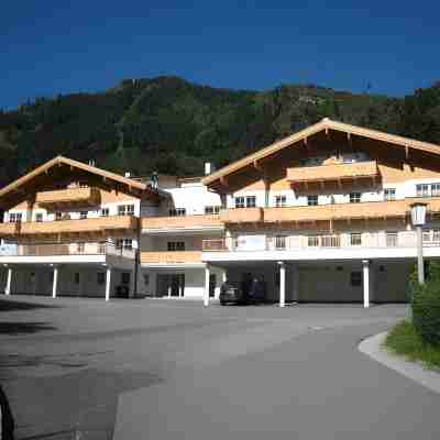 Alpine Resort by Alpin Rentals - Incl Summercard Hotel Exterior