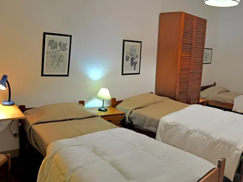 Tagus Host - 40308Al- 44211Al - parking