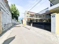 Kanca 808 RedPartner Hotels in Raci