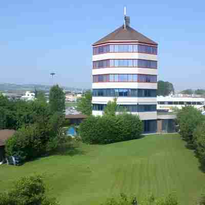 Business Hotel Hotel Exterior