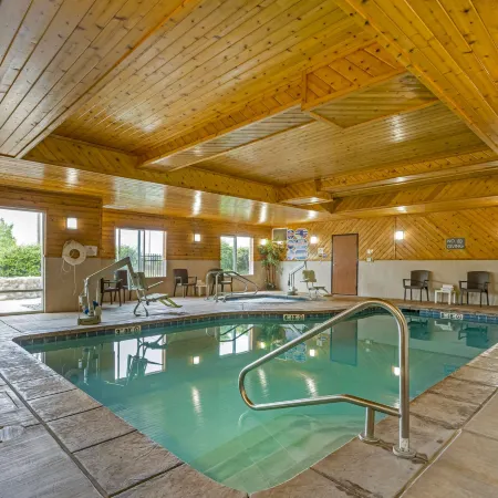 Comfort Suites Redding - Shasta Lake