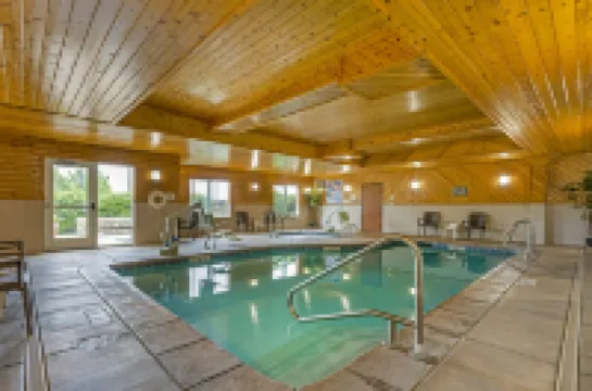 Comfort Suites Redding - Shasta Lake