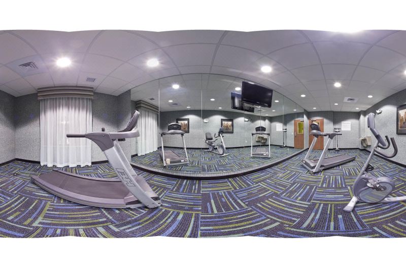 Holiday Inn Express & Suites Salem by IHG photo 2