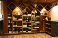 Holiday Inn SOUTH KINGSTOWN (NEWPORT AREA) by IHG - Bars